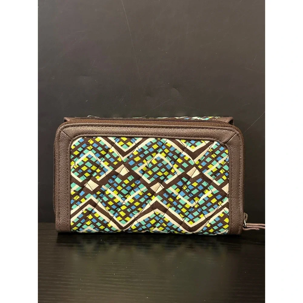 Vera Bradley All In One  Wallet Wristlet Geometric Quilted Brown Blue - Picture 2 of 6